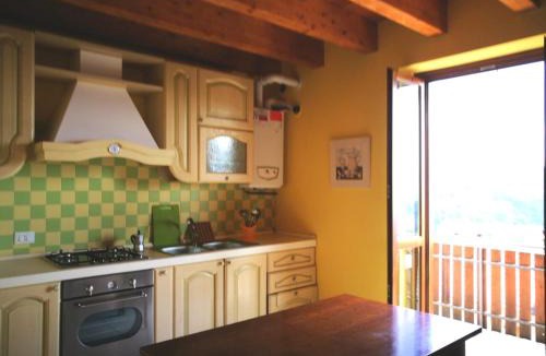 Cornalba Apartment | Botton D' Oro
