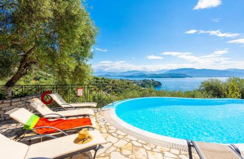Gimari Villa | Bougainvillea