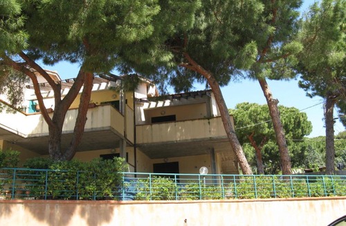 Morcone Apartment | Bouganville