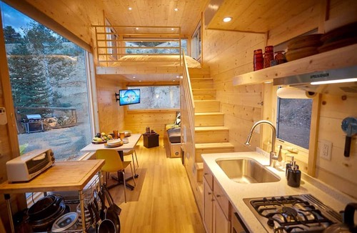 Arroyo Hondo Cabin | Bougie Tiny Home with Mountain Views, Hot Tub, Just 2 miles to Black Rock Hot Springs, NM