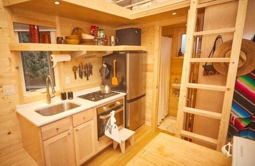 Arroyo Hondo House | Bougie TinyHome w View & Hot Tub near Hot Springs