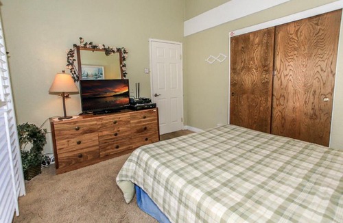 The Village Apartment | Boulder Bay Lakeside Condo