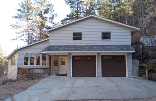 Sturgis House | Boulder Canyon Trailhead Private Home Near Sturgis On Paved Road