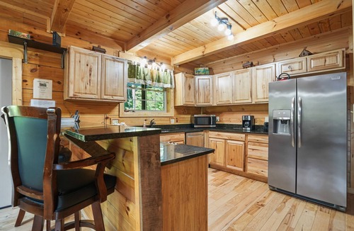 Rockbridge Cabin | Boulder Ridge | Hocking Hills, Hot Tub, 10 Acres