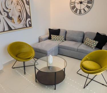 Radanovici Apartment | Boulevard Apartments