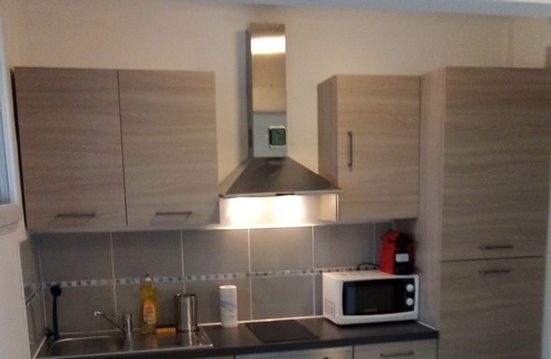 3rd Arrondissement Apartment | Boulevard Bouès, YELLOW Apartment