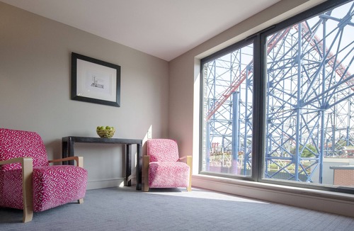South Shore Hotel | Boulevard Hotel