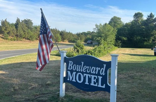 Marmora Hotel | Boulevard Motel