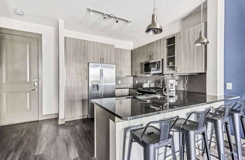 Richardson Apartment | Boulevard Stays Dashing 1BR Suite Pool, Parking Gym H