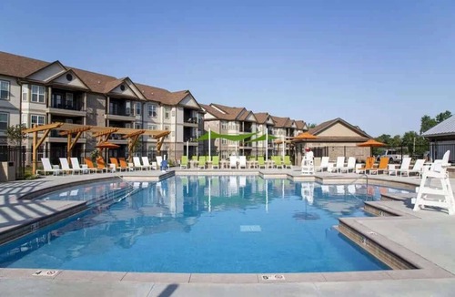 Middletown Apartment | Boulevard Stays Elegant 1BR Pool, Gym & Secure Parking