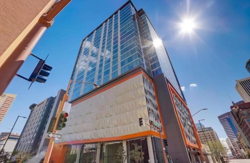 Downtown Phoenix Apartment | Boulevard Stays Highrise STU Sky Pool Parking Gym 20