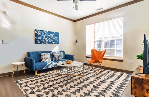 Middletown Apartment | Boulevard Stays Stylish 1BR Secure Parking, Pool & Gym