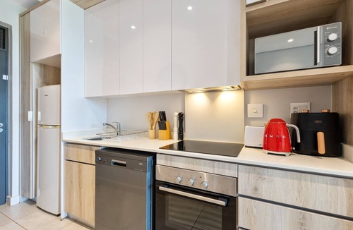 Port Zimbali Apartment | Boulevard Suites Studio - Rooftop Pool - BBQ