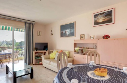 Boulouris-sur-Mer Apartment | Boulouris Mimosa by Interhome