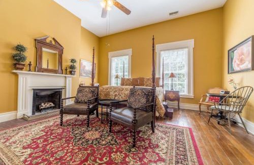 Bardstown Bed & Breakfast | Bourbon Manor Bed & Breakfast Inn