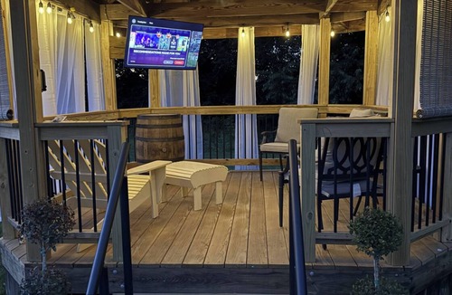 Buechel House | Bourbon Trail Lodge, Kentucky Derby, close to Louisville, Bardstown!