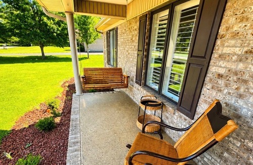 Buechel House | Bourbon Trail Lodge, Kentucky Derby, close to Louisville, Bardstown!