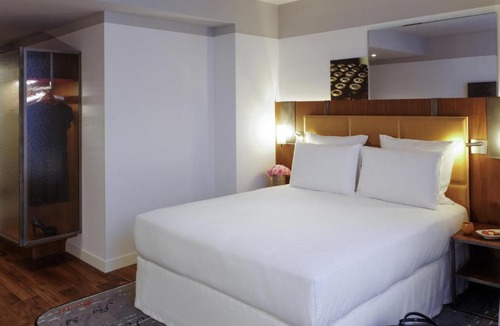 Quartier Sainte-Marguerite Hotel | Boutet Bastille Hotel Paris - MGallery Collection