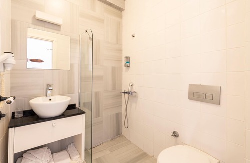 Ayvalik City Center Hotel | Bouti Ayvalık