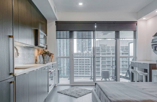 Fort York Apartment | Boutique Bachelor