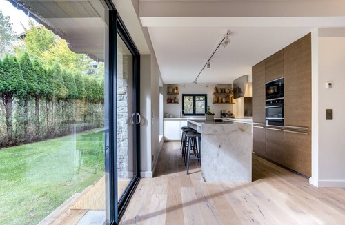 Chamonix City Centre Ski Chalet | Boutique Chalet near Chamonix Centre & Ski Lifts
