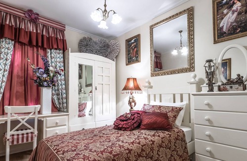 Stirling Cottage | Boutique cottage escape in the Adelaide Hills.