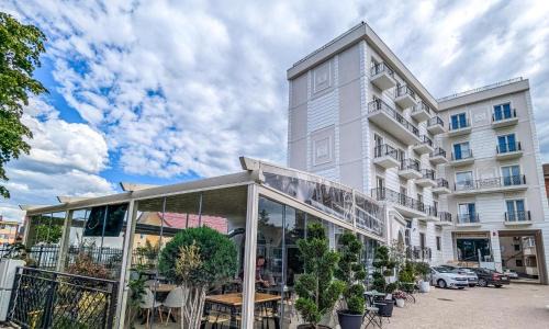 Bals Hotel | Boutique Hotel Balș