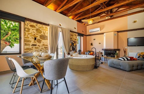 Kolymbari Villa | Boutique house Romantza