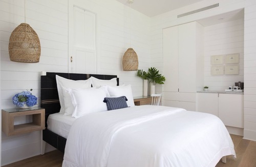 Seaside Hotel | Boutique Luxury Seaside Escape – The Court, Central Location +2 Bikes