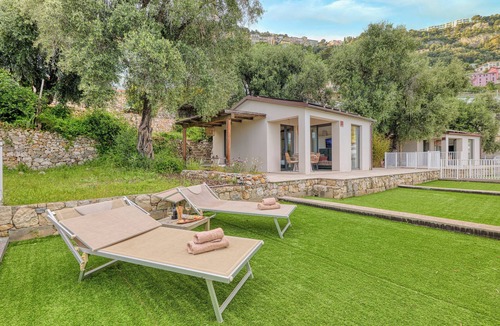 Ventimiglia House | Boutique Pool Apt. Balzi Rossi - Lucca 1, Ventimiglia, Italy