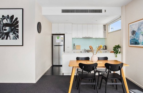 Port Melbourne Apartment | BOUTIQUE STAYS - Zinc Views 501