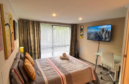 Massey Apartment | Boutique Studio - Private Cozy Oasis