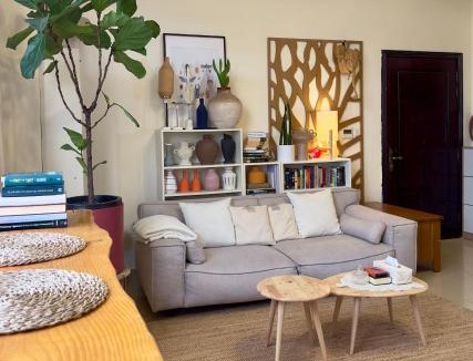 Al Maqta Apartment | Boutique-Style Boho Studio near Yas & Downtown