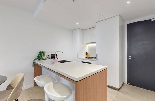 Fortitude Valley Apartment | Boutique Valley Escape Fortitude Valley