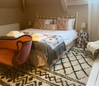 East Horrington Bed & Breakfast | Bowlish House