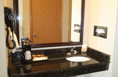 Bowman Hotel | Bowman Inn & Suites