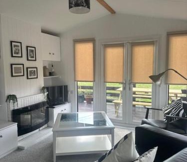Portpatrick Ski Chalet | Bowmore 7 - Stunning Sea Views, Farm Stay