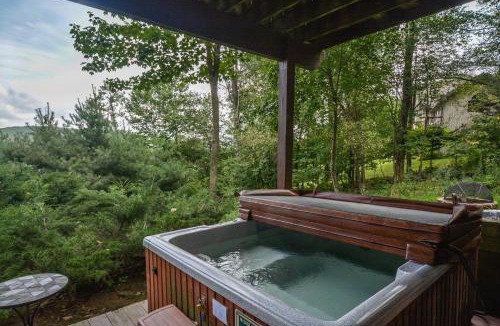 Mountainside House | Boxer Overlook
