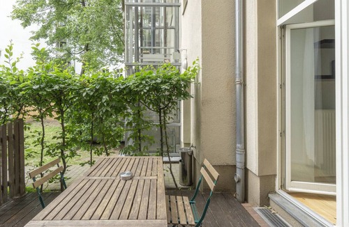 Friedrichshain Apartment | Boxi Beautifull Studio with patio