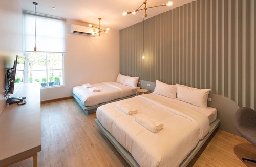 Phra Nakhon Hostel | Boxpackers Hostel Phranakorn