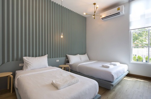 Phra Nakhon Hostel | Boxpackers Hostel Phranakorn