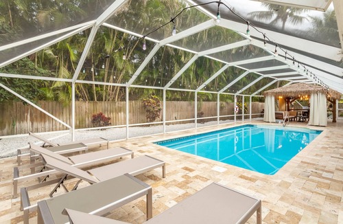 Boynton Beach House | Boynton Beach Renovated House: Safest Area, Screened Pool, Patio, Bar, EVcharger