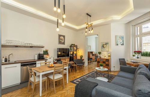 Erzsebetvaros Apartment | BP Sky - Spacious four bedroom in central Budapest