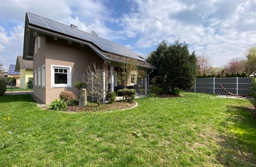 Wackersdorf House | Brückelsee-Chalet