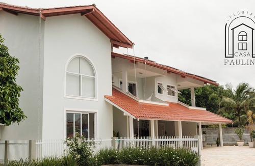 Campeche Central Villa | Large house with pool in Campeche, pet friendly.