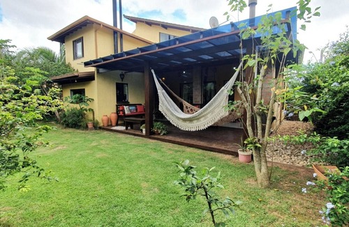 Campeche House | Cozy house in gated community - Paradise beach of Campeche Floripa.
