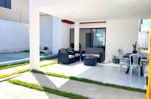 Marechal Deodoro House | Refuge at Praia do Frances