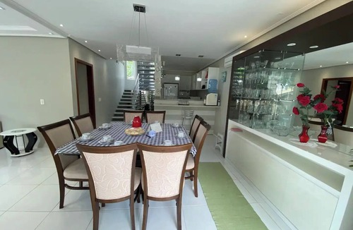 Florianopolis House | HIGH STANDARD HOUSE IN FRONT OF THE BEACH WITH POOL