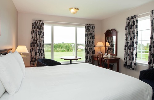 Brackley Beach Hotel | Brackley Beach Northwinds Inn and Suites