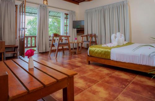 Pallivasal Hotel | Bracknell Forest Munnar